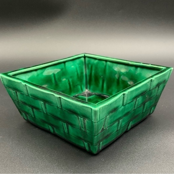 Vintage California “R” Pottery Planter Avocado Green Basket Weave MCM - Picture 4 of 5